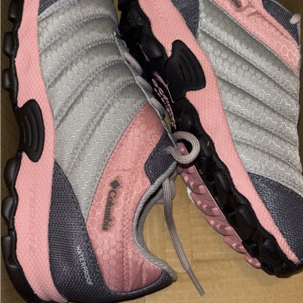 Columbia Pink and Gray Athletic Shoes with Ribbed Design kids